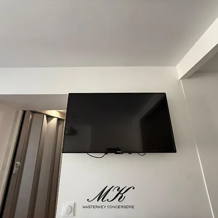 L'escale A Deux Pas De La Gare & Netflix, Nancy